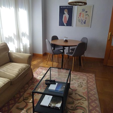 Centrico Apartamento Oviedo Parking Y Wifi Gratuitos Admite Mascotas מראה חיצוני תמונה